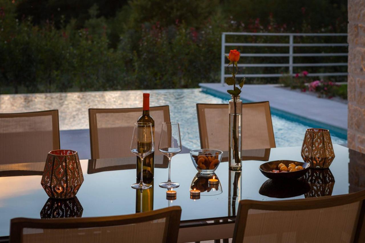 Villa Divine By Ilc Brtonigla Exterior photo